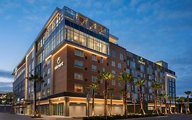 Element Tampa Midtown